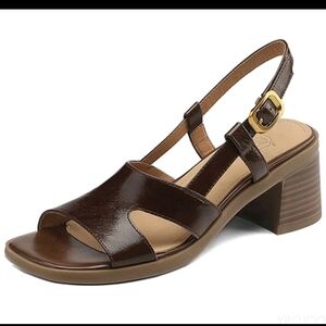 Elegant Brown Slingback Sandals